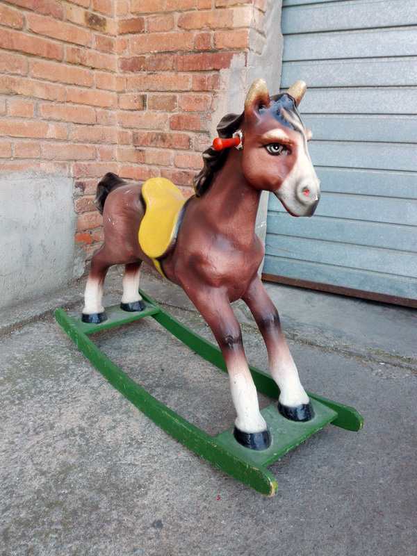 caballo balancin juguete infantil papel mache madera 53-77x94.5x31 1u